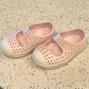 Iridecent light pink kids  Natives